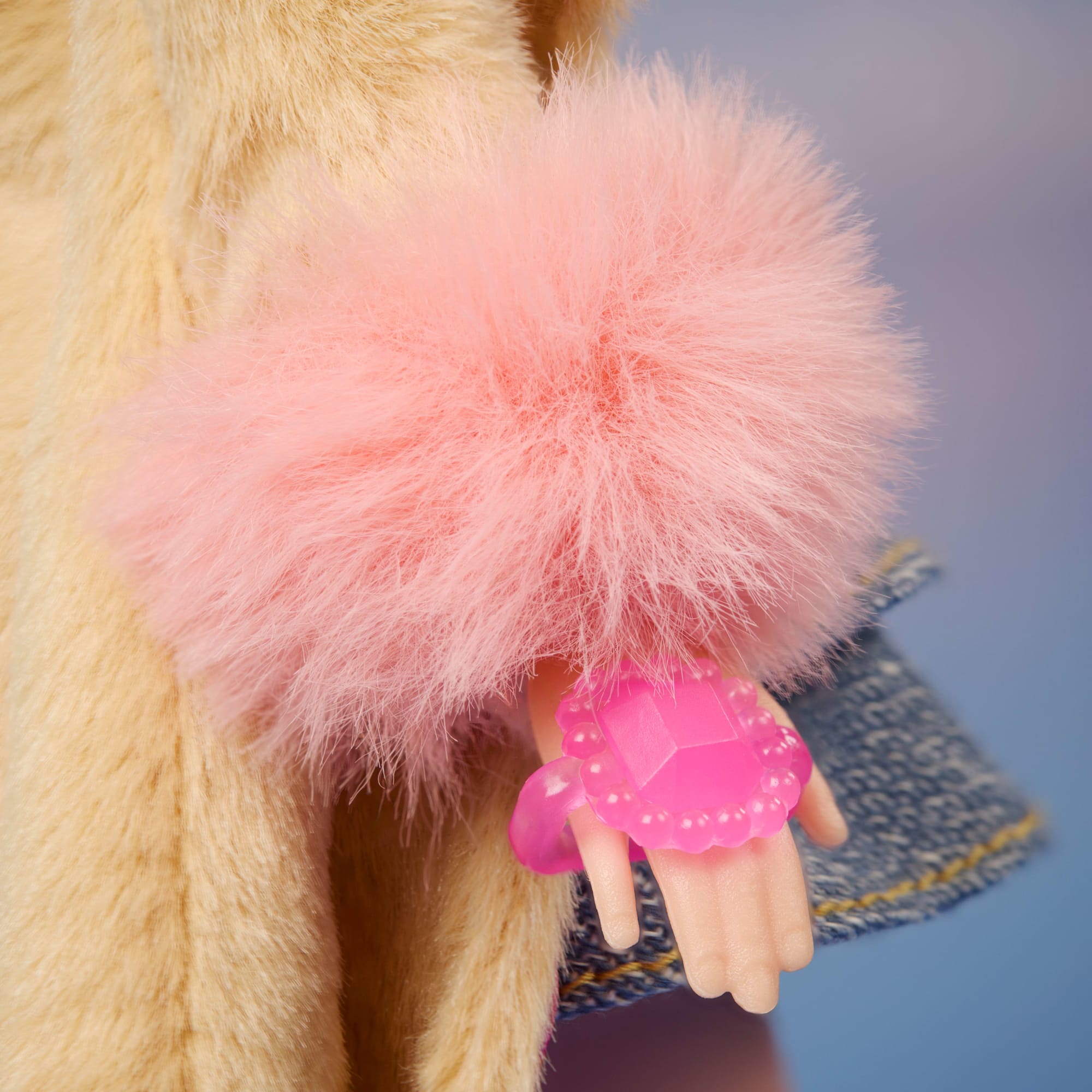 Barbie Signature My Scene Collector Chelsea Doll in Y2K-Inspired Outfit With Premium Accessories